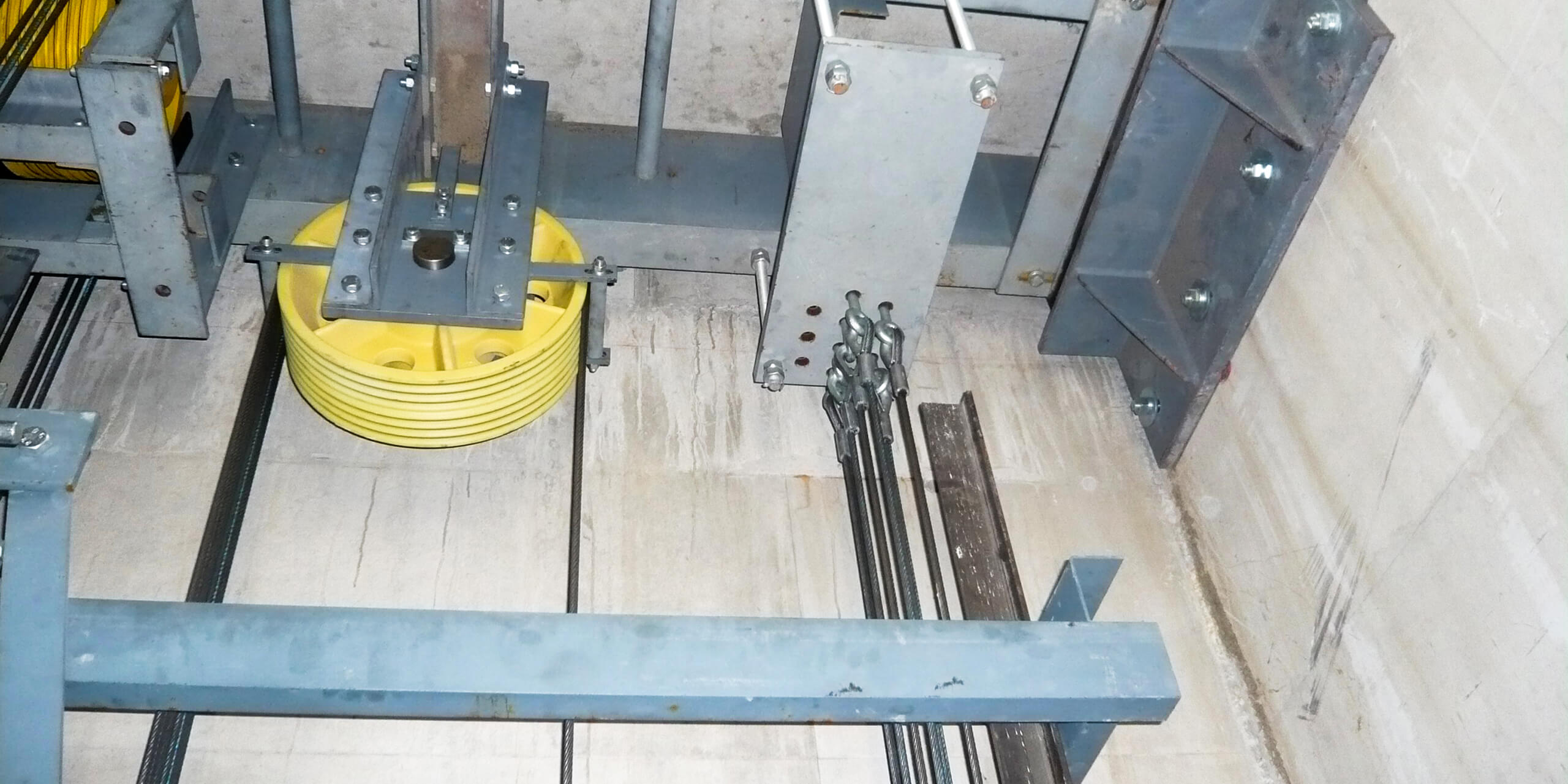 Foerdertechnik_REA_Ingenieure__Wuerzburg_Aufzug_ISC_TKIII_04