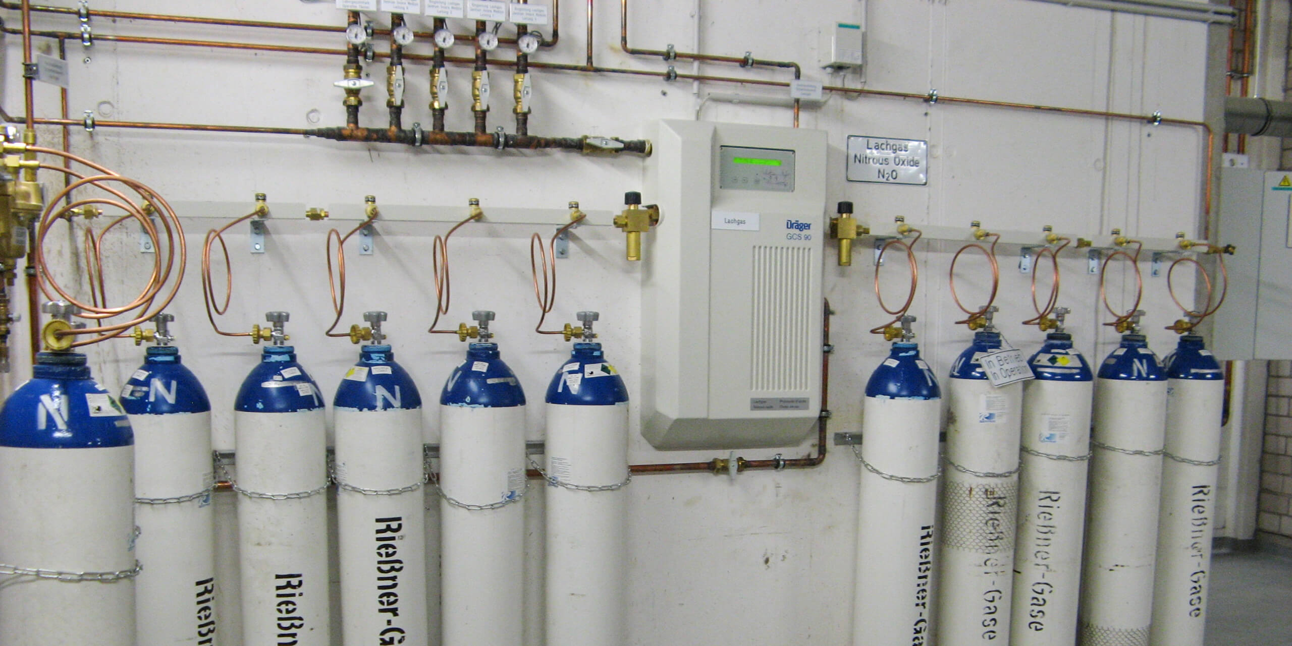 Med_Gasversorgung_REA_Ingenieure__Wuerzburg_Schweinfurt_Flaschenbattrie_05