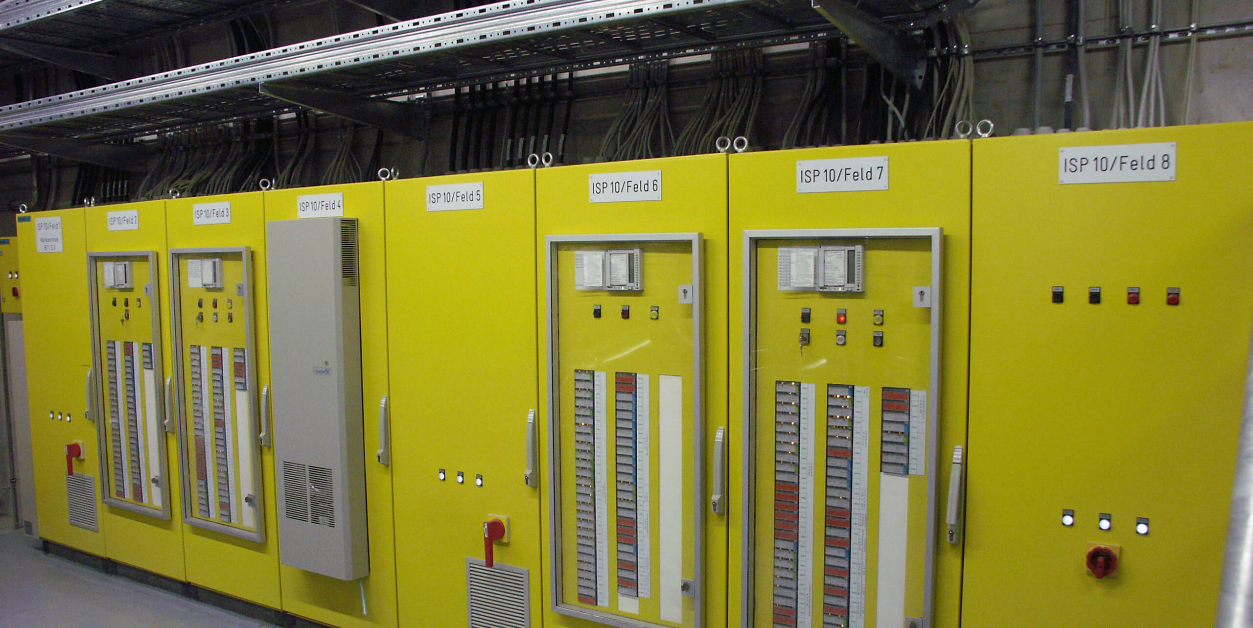 Mess_Steuer_Regeltechnik_REA_Ingenieure__Wuerzburg_Schweinfurt_ZOM_Schaltschrank_00